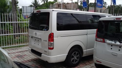 Toyota HIACE Super GL 2017