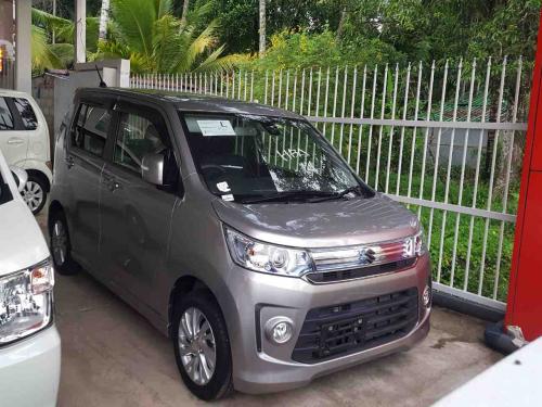 Suzuki-Wagon R-2014