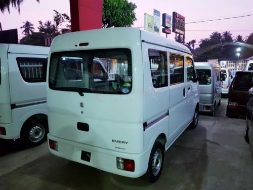 Suzuki Every  2017