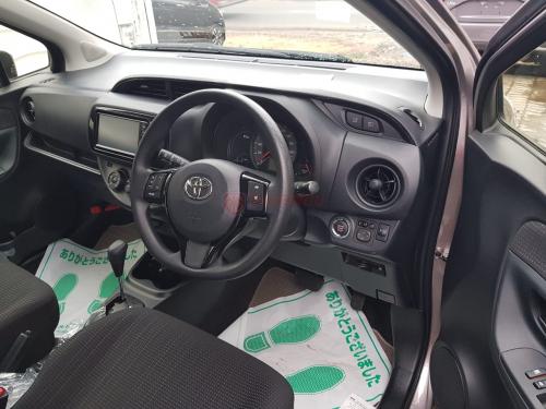 Toyota Vitz 2017