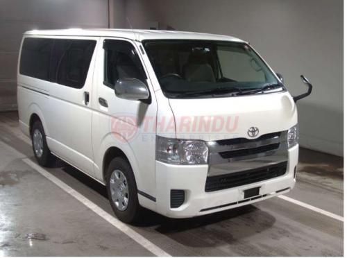 Toyota-KDH TRH 200-2017