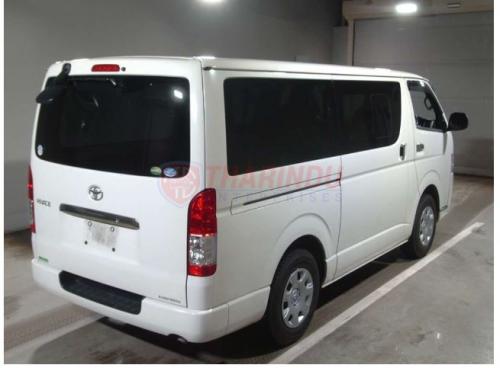 Toyota KDH TRH 200 2017