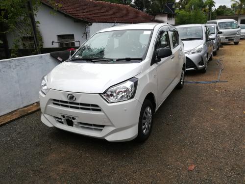Daihatsu Mira 2017