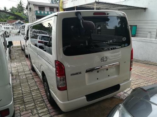 Toyota KDH 201 GL 2016