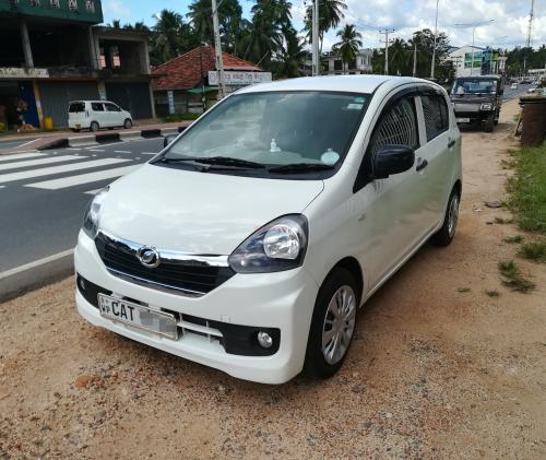 Daihatsu Mira 2016
