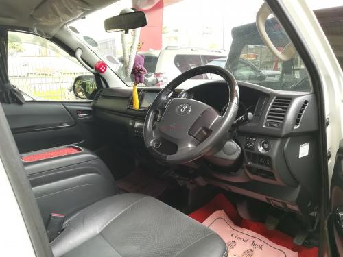 Toyota KDH 201 Super GL 2015