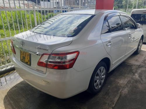Toyota Premio 2012