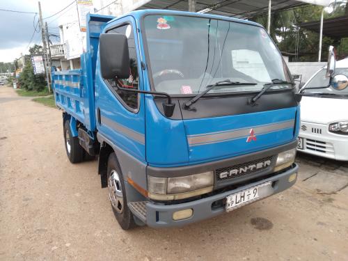 Mitsubishi-Canter-2001