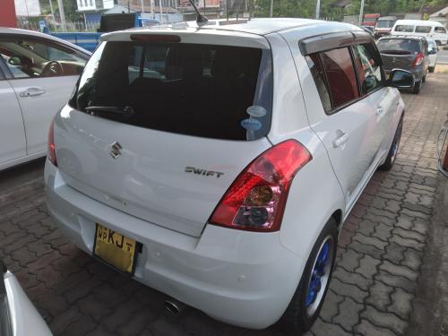 Suzuki swift 2008