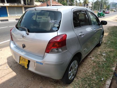 Toyota Vitz 2008