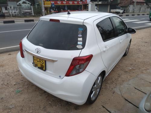 Toyota Vitz 2014
