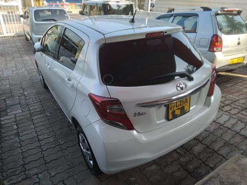 Toyota Vitz 2015