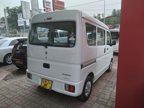 Suzuki Every 2017
