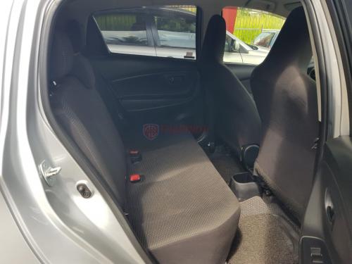 Toyota Vitz 2016