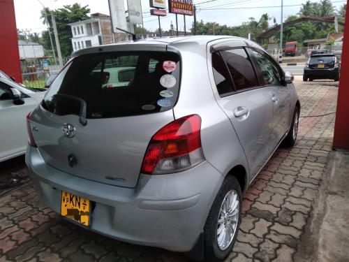 Toyota Vitz 2007