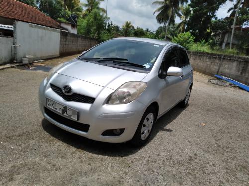 Toyota Vitz 2007