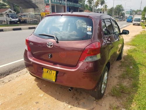 Toyota Vitz 2010