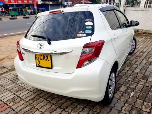Toyota Vitz 2015