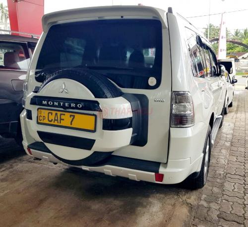 Mitsubishi Montero  2014