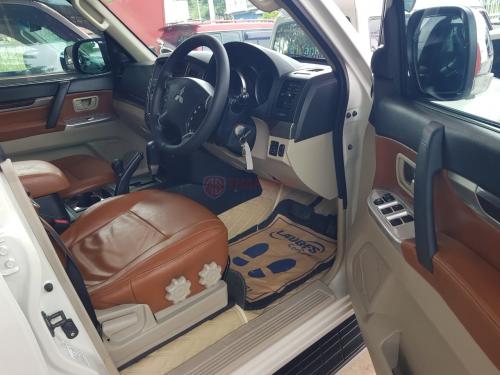 Mitsubishi Montero  2014