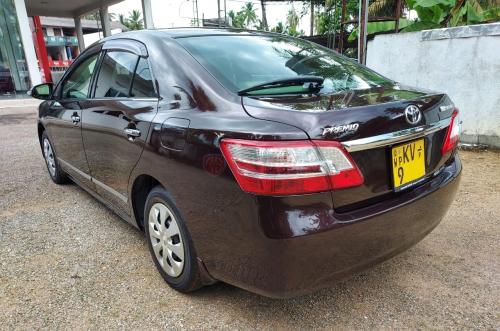 Toyota Premio 2013