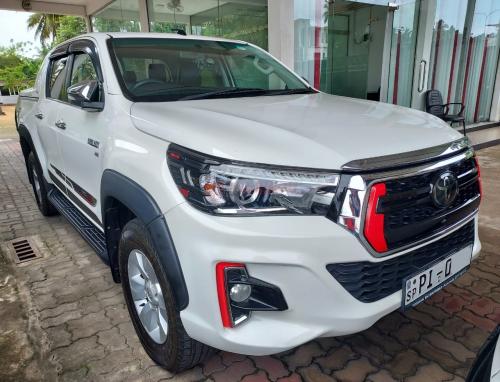 Toyota-Hilux Revo -2016