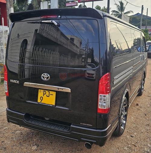 Toyota KDH Super GL Dark prime  2017