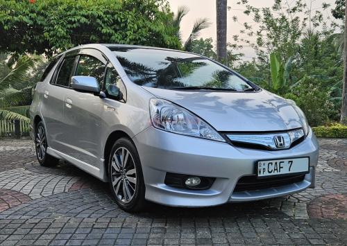 Honda-Fit Shuttle GP2-2013