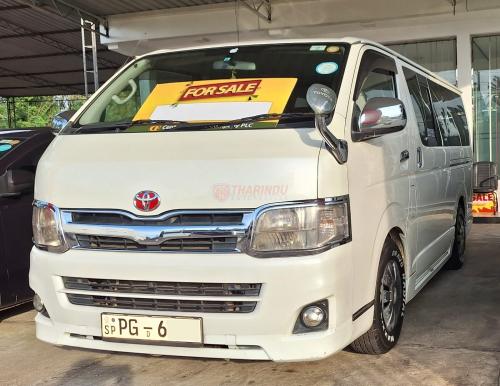 Toyota KDH Super GL 2011