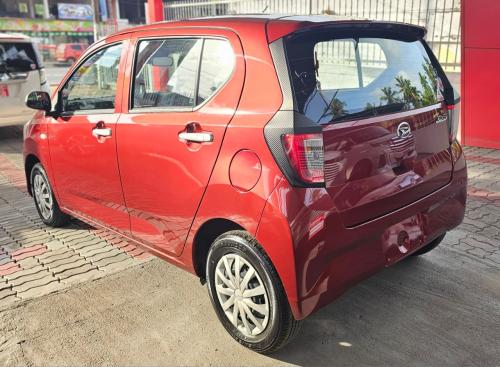 Daihatsu Mira ES 2023