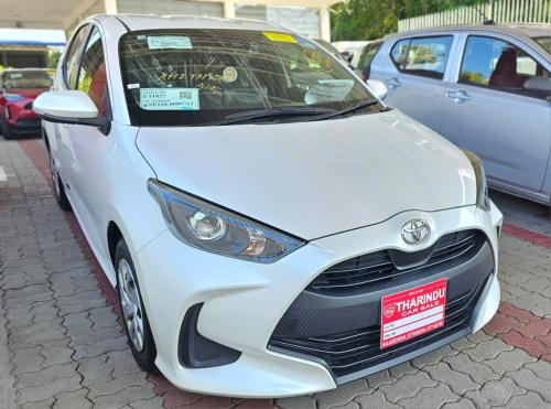 Toyota-Yaris X-2022
