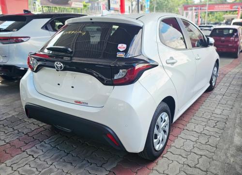 Toyota Yaris X 2024