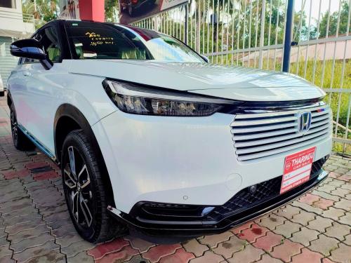 Honda Vezel Z Play 2025