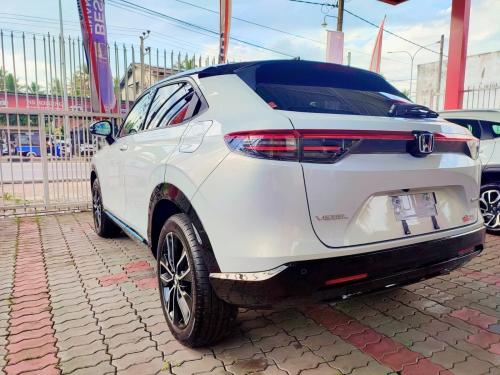 Honda Vezel Z Play 2025