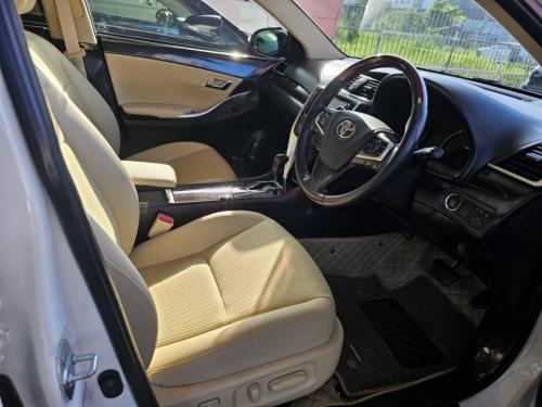 Toyota Premio G Superior  2019